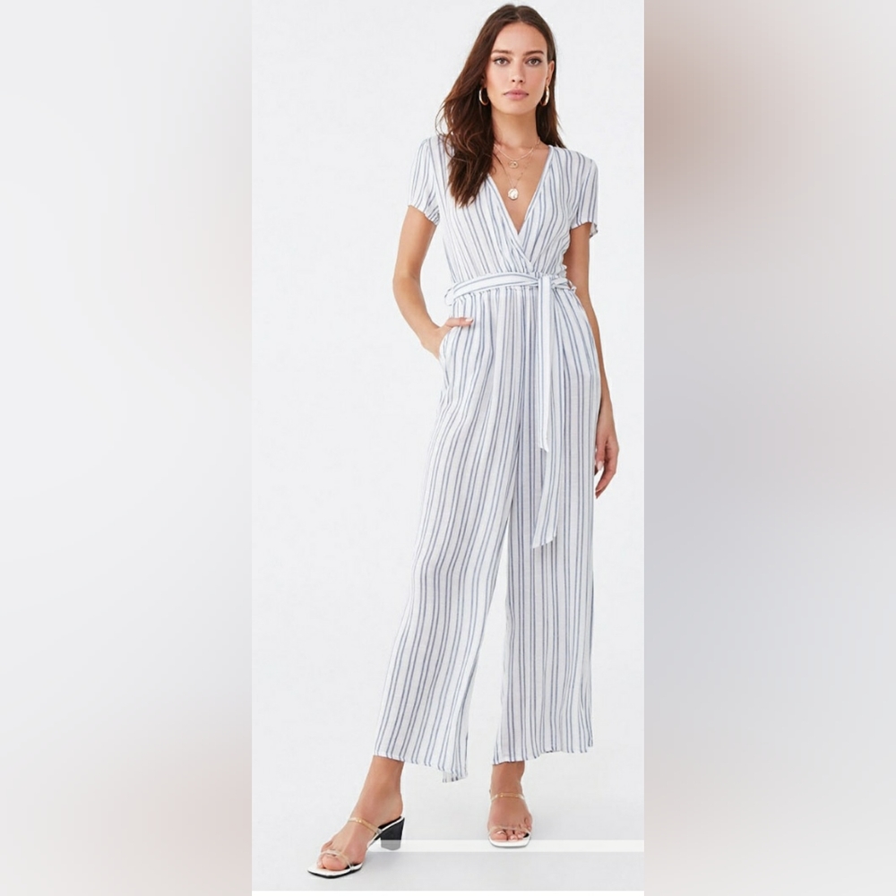 Forever 21 NEW! Blue and White Jumpsuit in Large